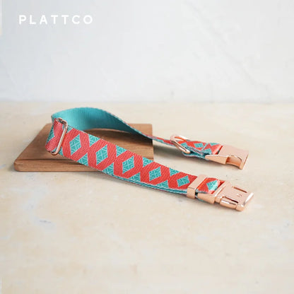 Plattco Geometric Glamour: Stylish Dog Collar with Grid Pattern for Modern Pets